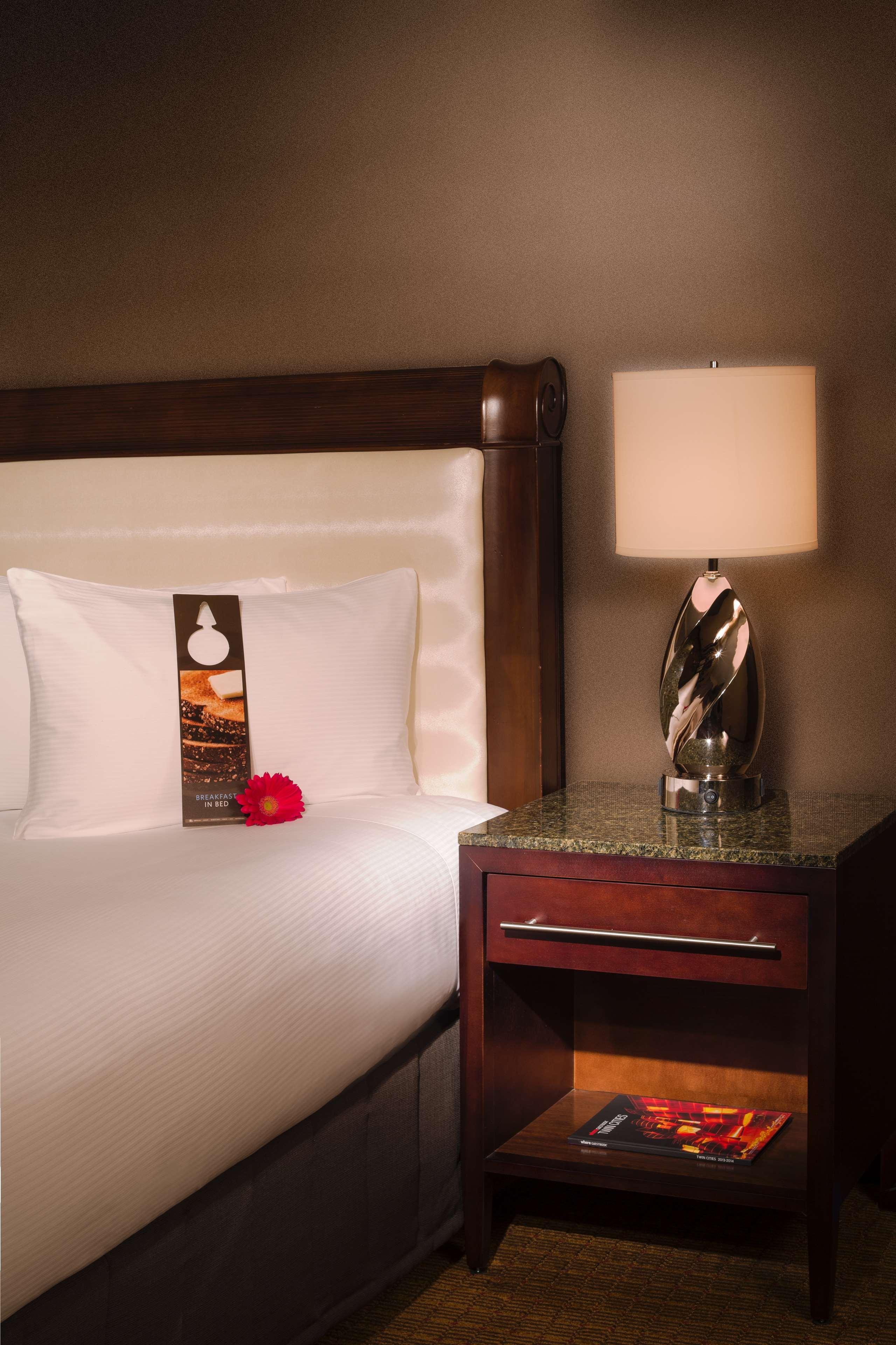 Hilton Minneapolis Kültér fotó