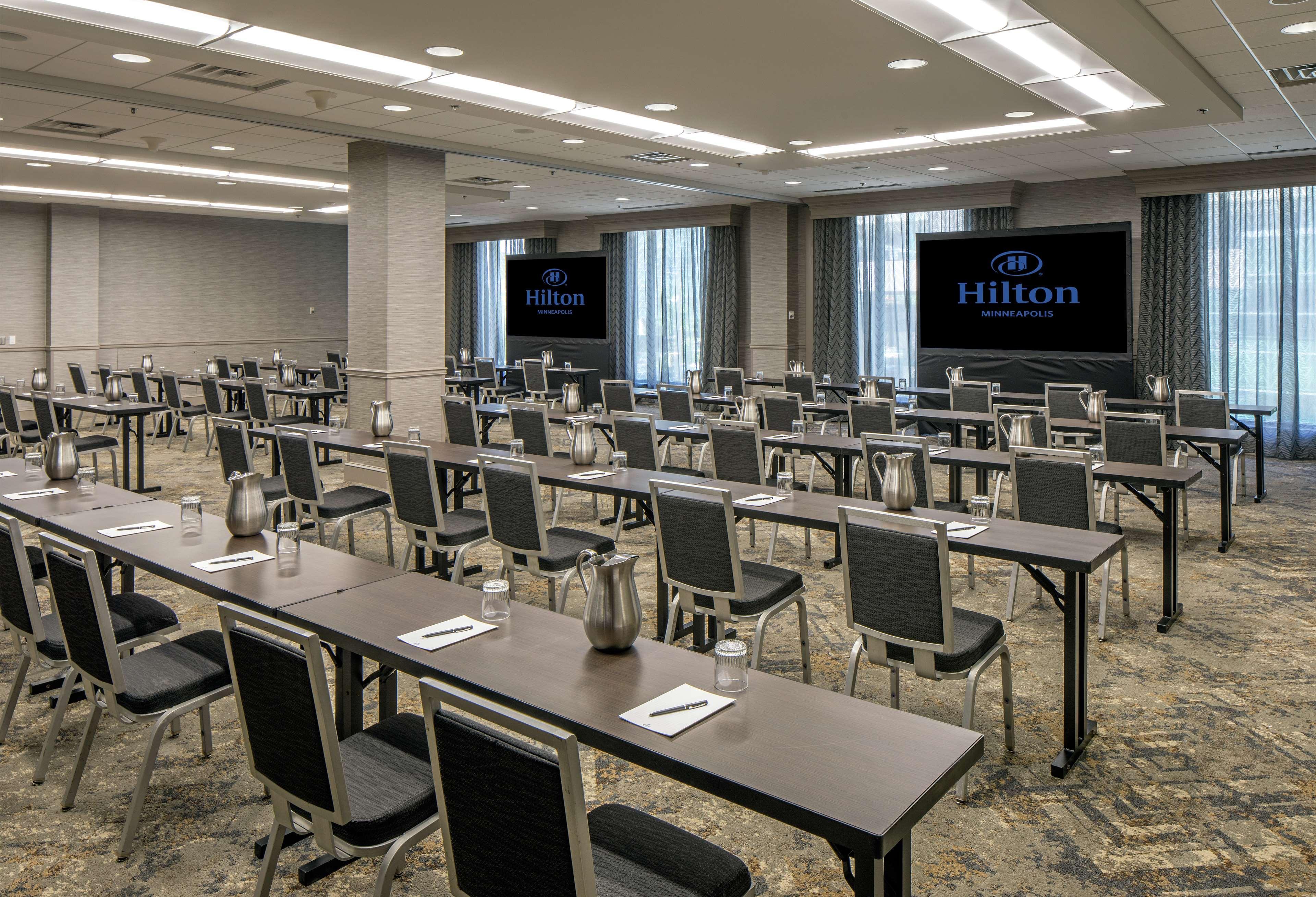 Hilton Minneapolis Kültér fotó